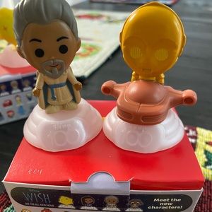 Disney 100 box 28 magnifico and c3-po